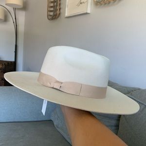 NWT - Urban Outfitters Wide Brim Hat